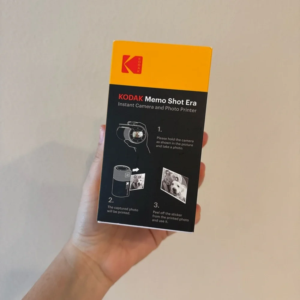 NEW KODAK MEMO Shot Era Instant Digital Camera and photo Label Printer + 1 Roll